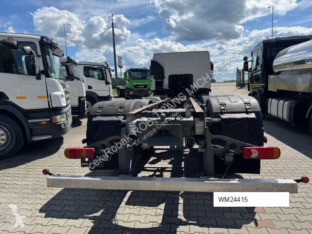 Camion Volvo FM9 300