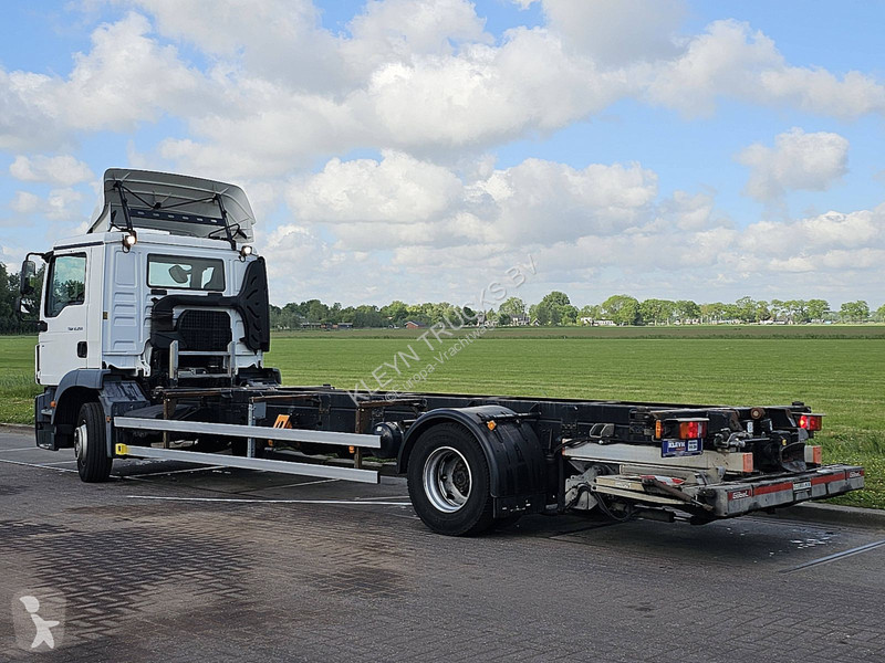 Camion MAN 12.250  LL AIRCO TAILLIFT