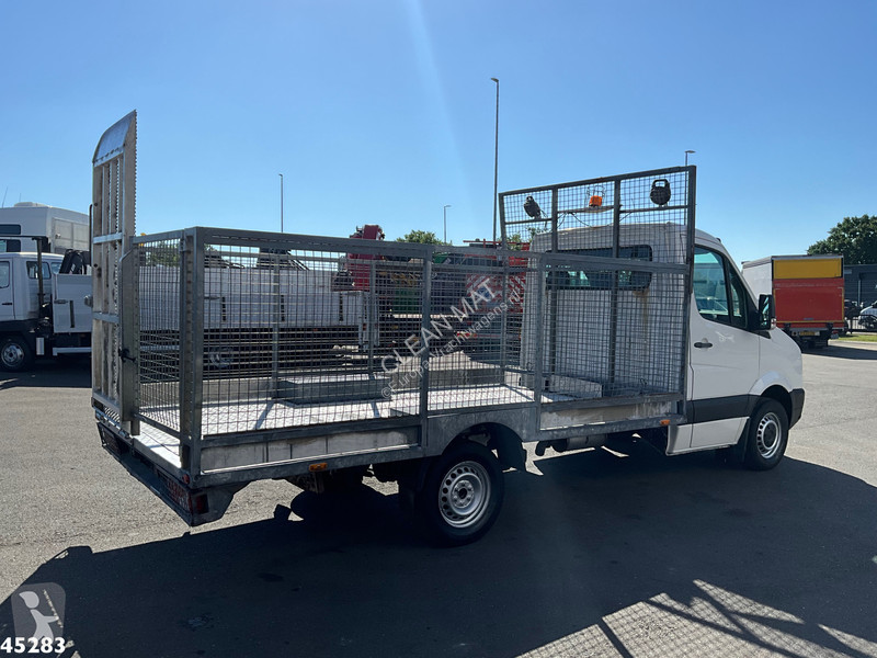 Camion Volkswagen 35 2.0 Manual met Oprijramp