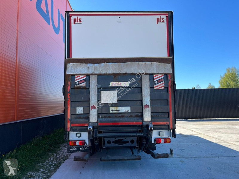Kamion Mercedes 1524 4x2 BOX L=7547mm