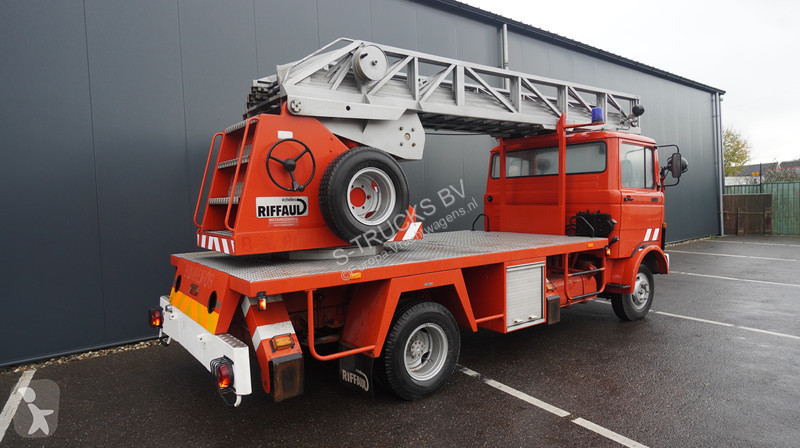 Camion Mercedes FIRE LADDER TRUCK 13.100KM...