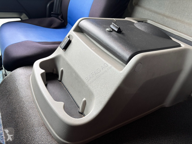 Kamion Renault midlum 220-12el