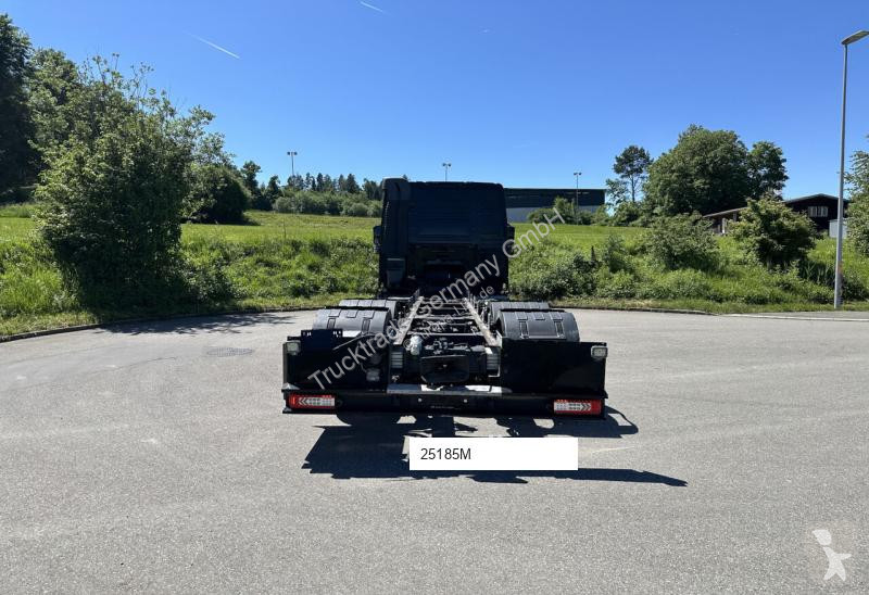 Camion Volvo FM-450 6x2R Fahrgestell /...