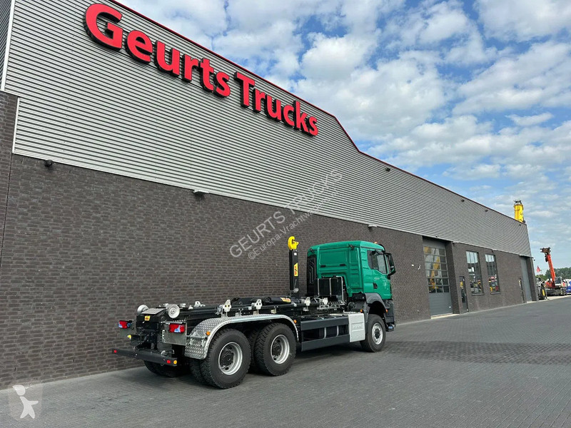 Kamion MAN TGS 6X6 HYVA LIFT 26-55-S HAAKARM /...