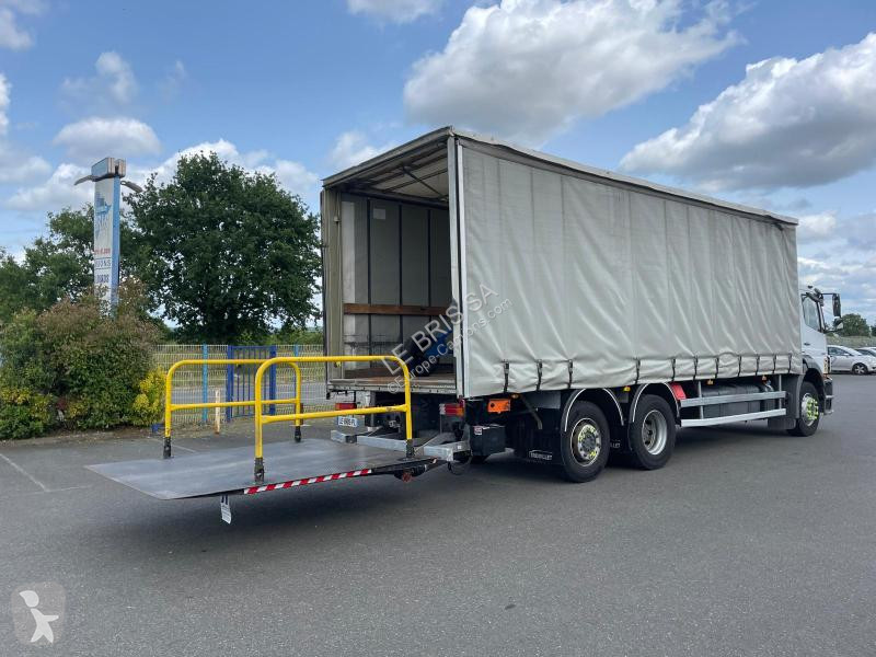 Lastbil Mercedes  AXOR 25.33