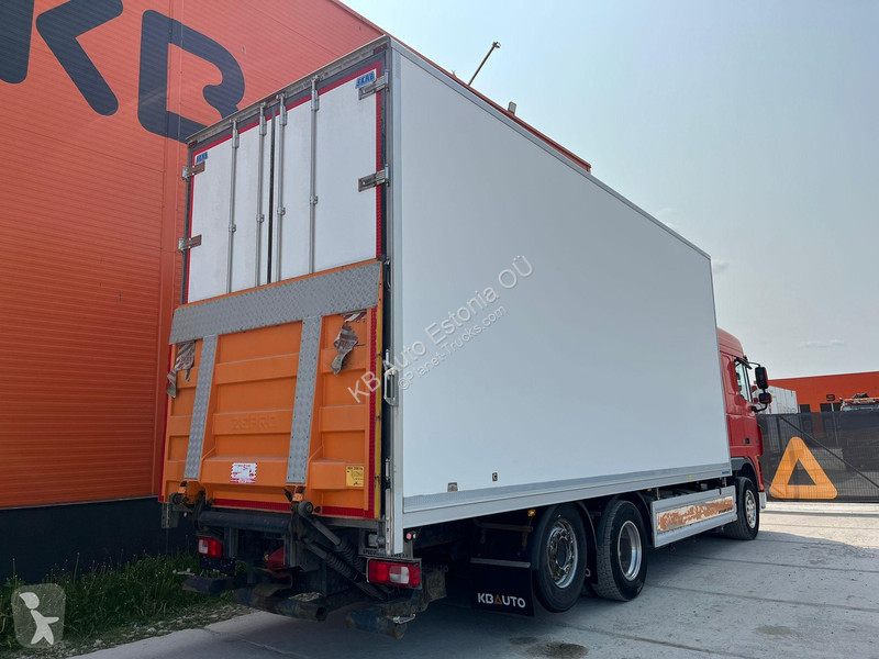 Camion DAF 105510 6x2 T-1200R / BOX L=7423 mm