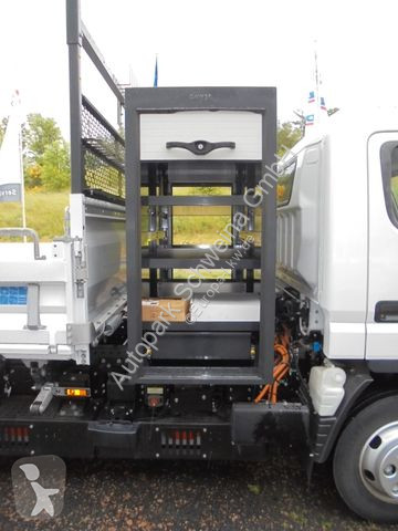Kamion Fuso 7C18e