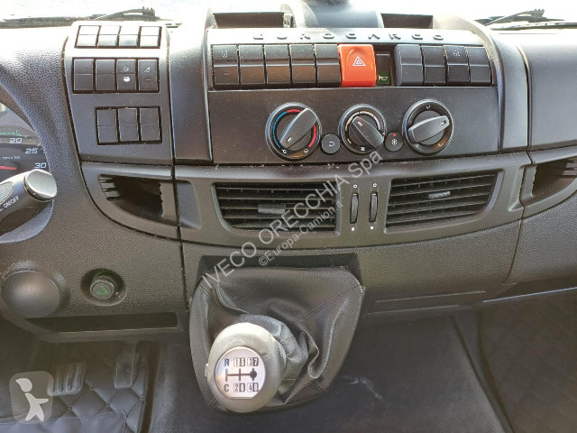 Camión Iveco EUROCARGO ML 100E22/P