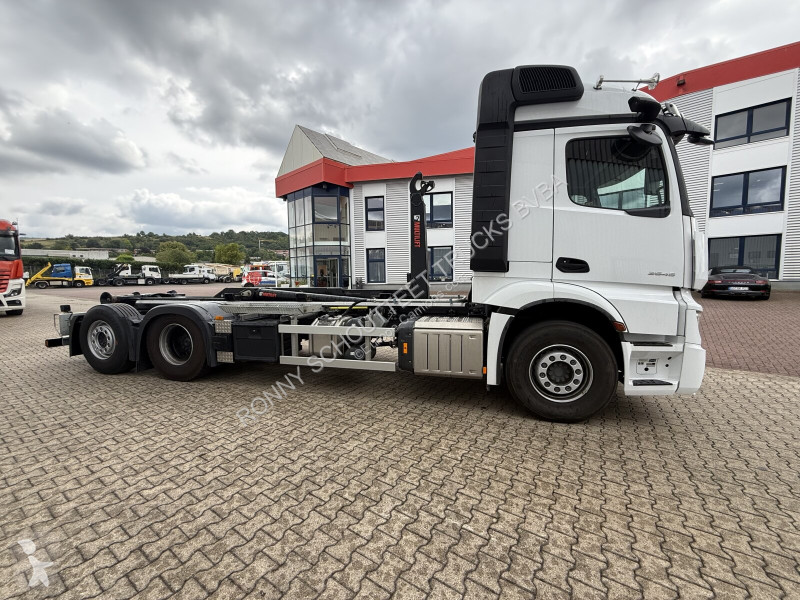 Kamion Mercedes Actros 2545 L 6x2 Actros 2545 L...