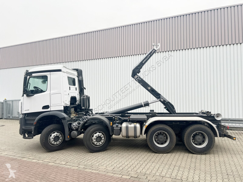 Kamion Mercedes Arocs 4142/48 8x4/4 Arocs...