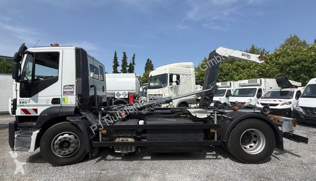 Kamion Iveco 330