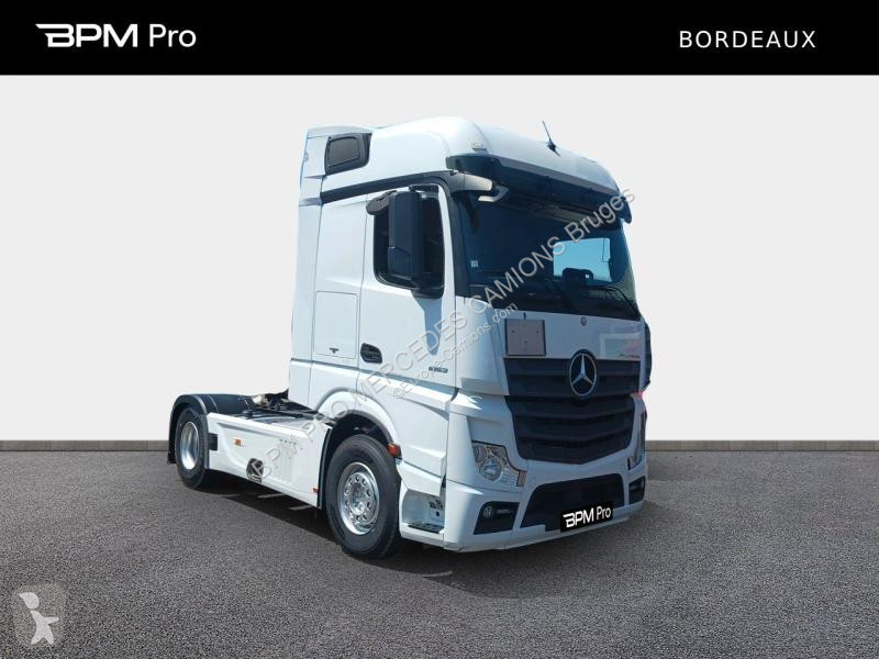 Tracteur Mercedes 1853 LS