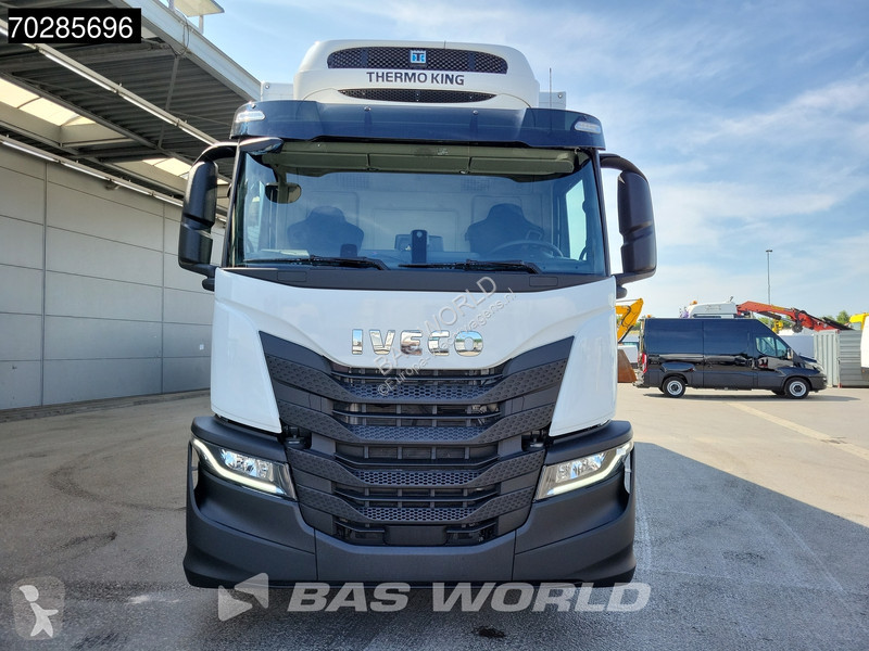 Camion Iveco S-Way 400 4X2 NEW! 19t Thermo King...