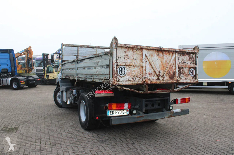 Vrachtwagen Mercedes 1833 + tipper + manual