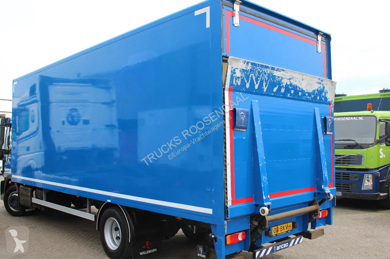 Kamion Iveco 120E18 + LIFT + EURO 6 + 10 PIECES...