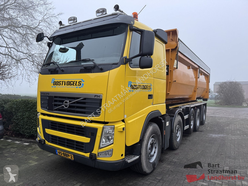 Kamion Volvo 10X4R Euro 5 met 30T HTS Kabel...