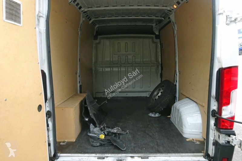 Kamion Citroën jumper 2,2 HDI 140