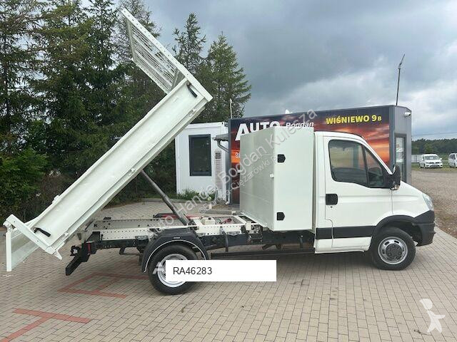 عربة نفعية Iveco
