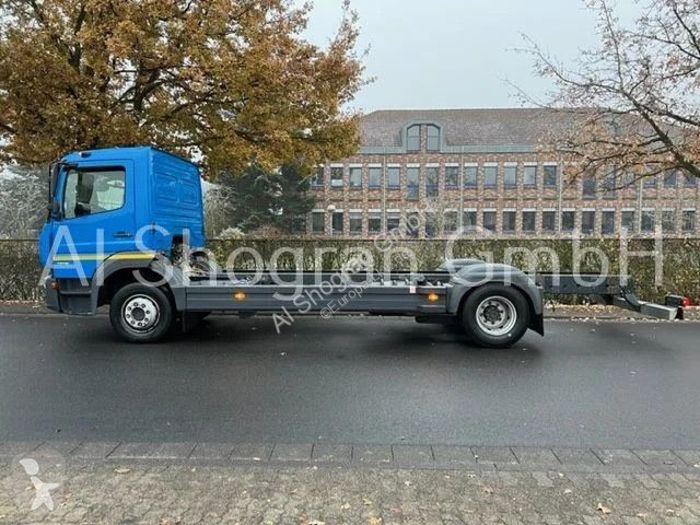 Camion Mercedes 1318 4x2 / Euro 6 / Schaltung 1218