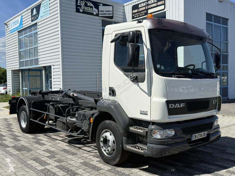 Kamion DAF 220