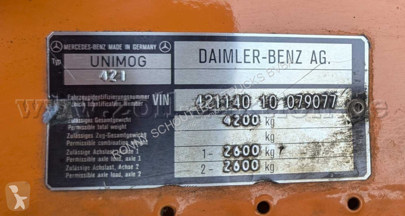 Gemeentevoertuig Unimog U52 411 4x4 Schneefräse...