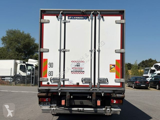 Kamion Renault...