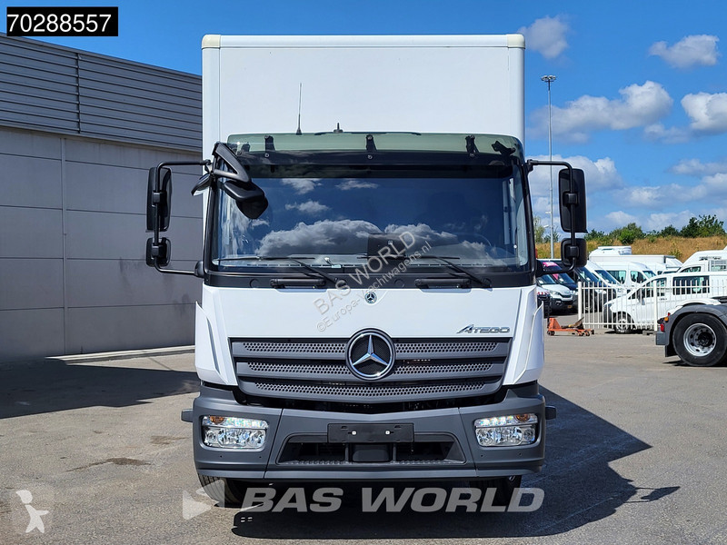 Kamion Mercedes 1527 4X2 15tonner LOW Mileage!...