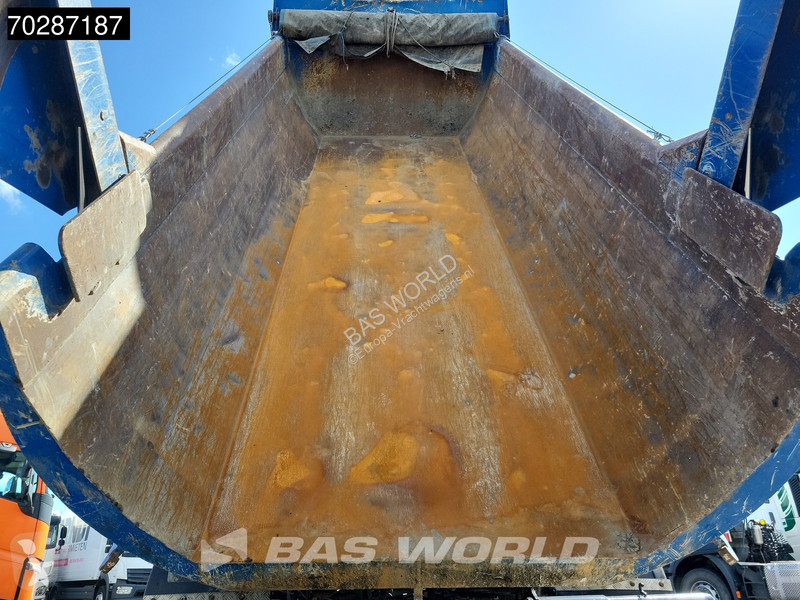 Camion Volvo 500 8X4 14m3 Manjot Tipper...