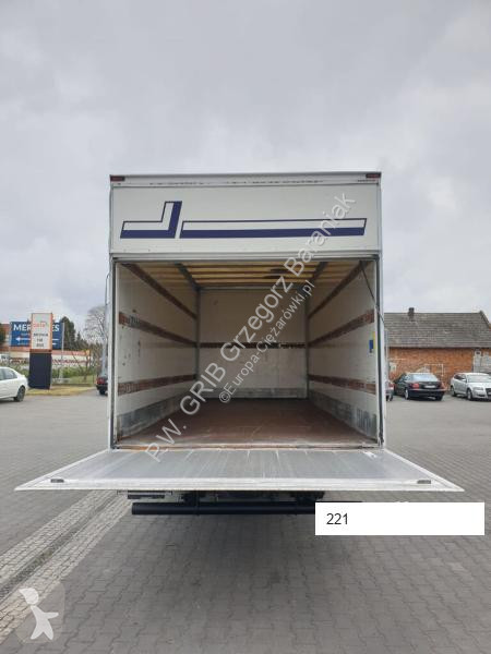 Kamion MAN TGL 8.220 EURO 5 CONTAINER+LIFT