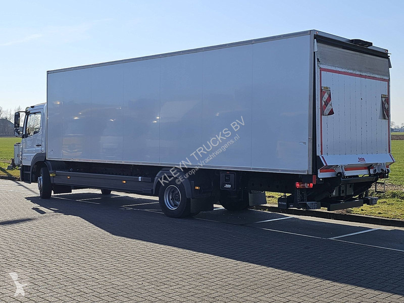 Camion Mercedes ATEGO LIFT CARRIER 850