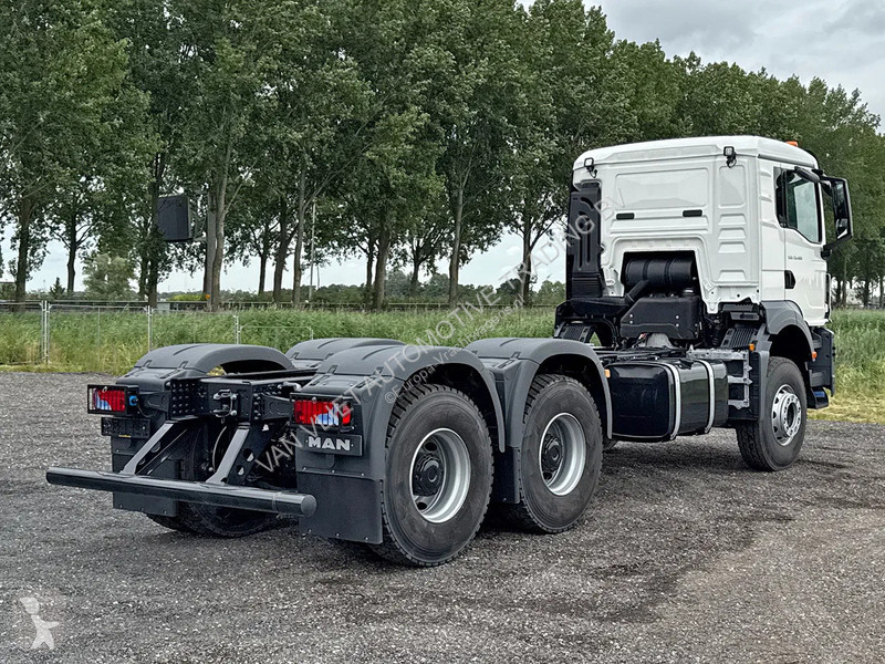 Camião MAN 33.400 BB CH Chassis Cabin (4 units)