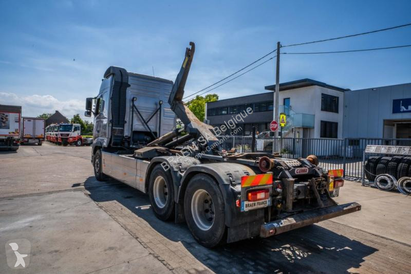 Camion Volvo 480 - PALFINGER