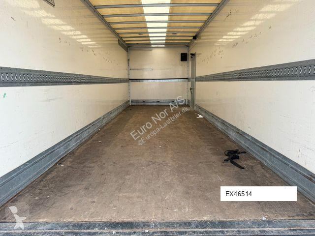 Kamion Mercedes 1218 4x2 Euro 5 8,0 m. koffer