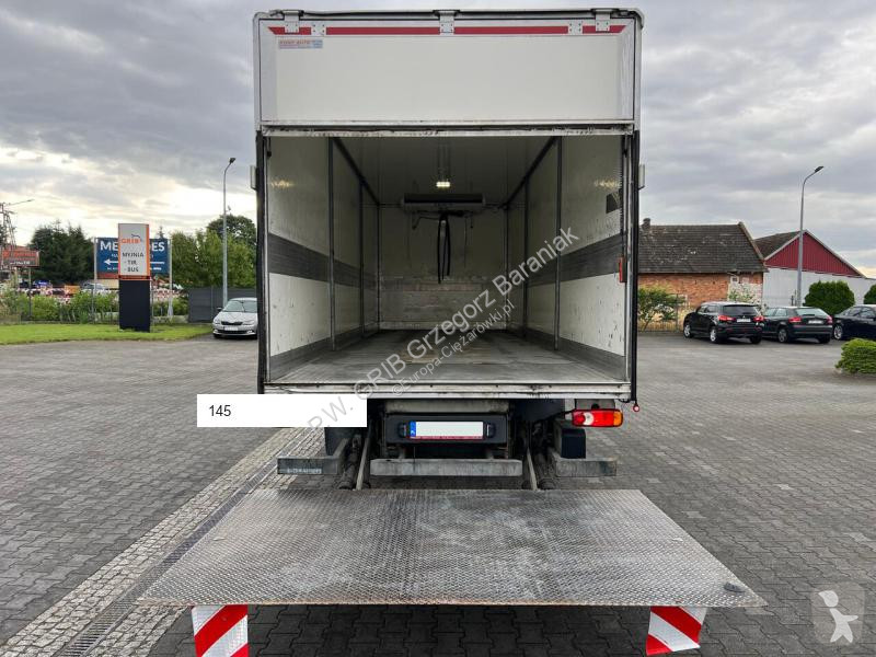Kamion Renault D 18 250 DTI 18T REFRIGERATOR +...