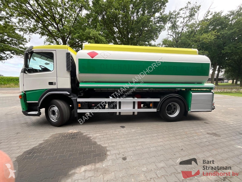 Camión Volvo 330 4x2 Euro 5 Tanker truck 15300...