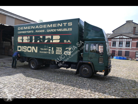 Camião Volvo FL6-140