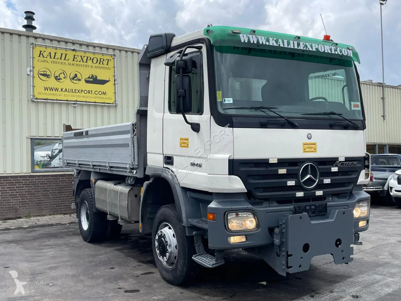Camion Mercedes 1846 MP2 Kipper 4x4 V6 Big...