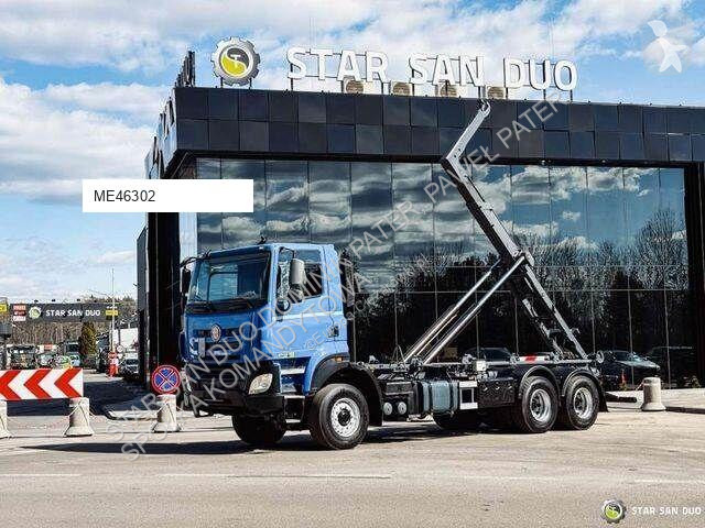 Vrachtwagen Tatra T158 PHOENIX 6x6 Euro 6