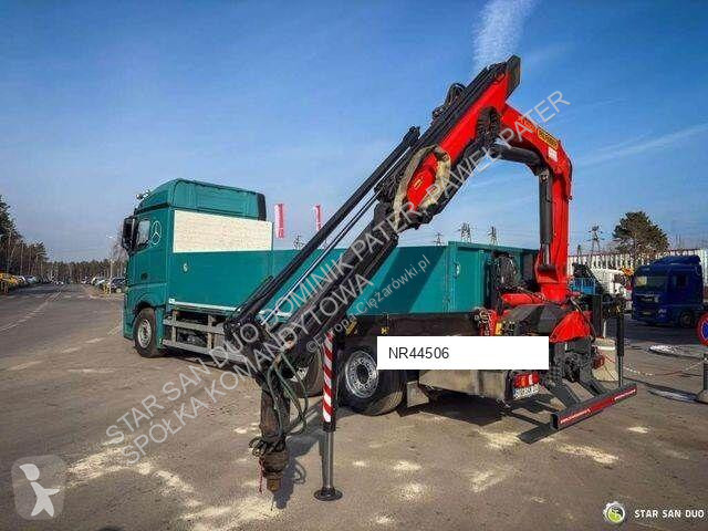 Vrachtwagen Mercedes PK 16001 HDS