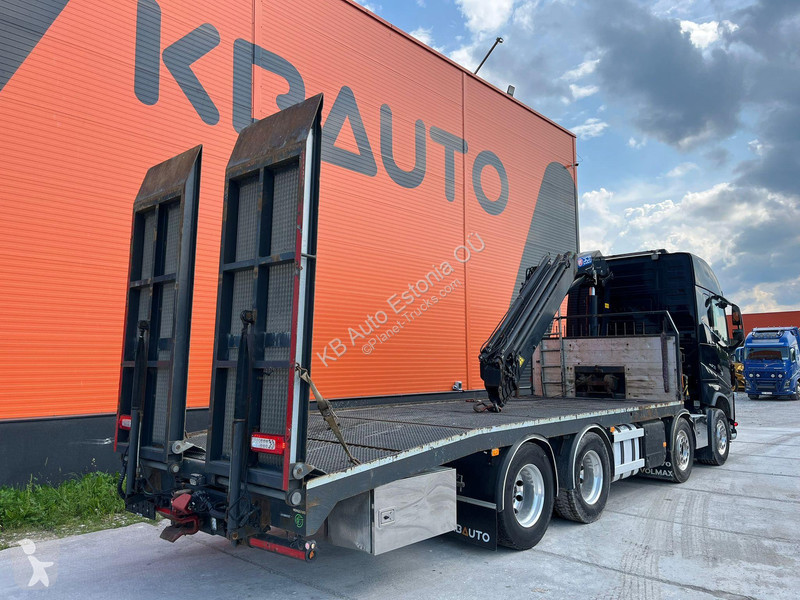 Kamion Volvo 750 8x4 HMF2620K-5 / WINCH /...