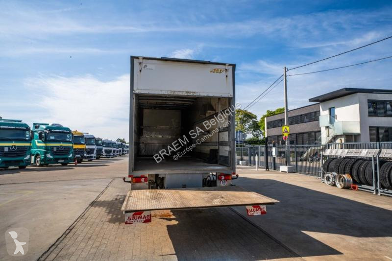Camion Volvo FL 240 (18t) + DHOLLANDIA 1.5T