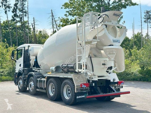 Kamion MAN TGS 8x4 / Euromix MTP EM 9 L