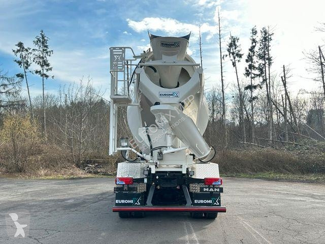 Lastbil MAN TGS 8x4 /Euro6e Euromix EM 12 R