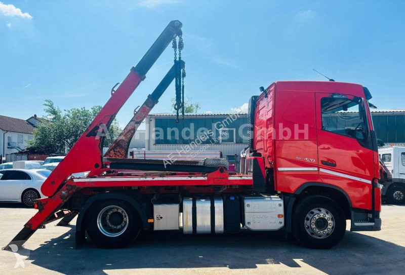 Vrachtwagen Volvo 420
