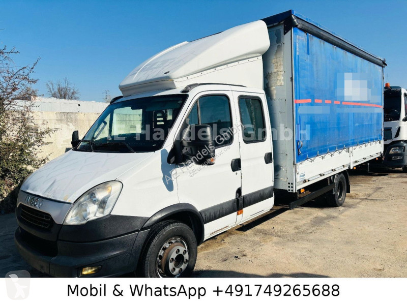 Véhicule utilitaire Iveco 70