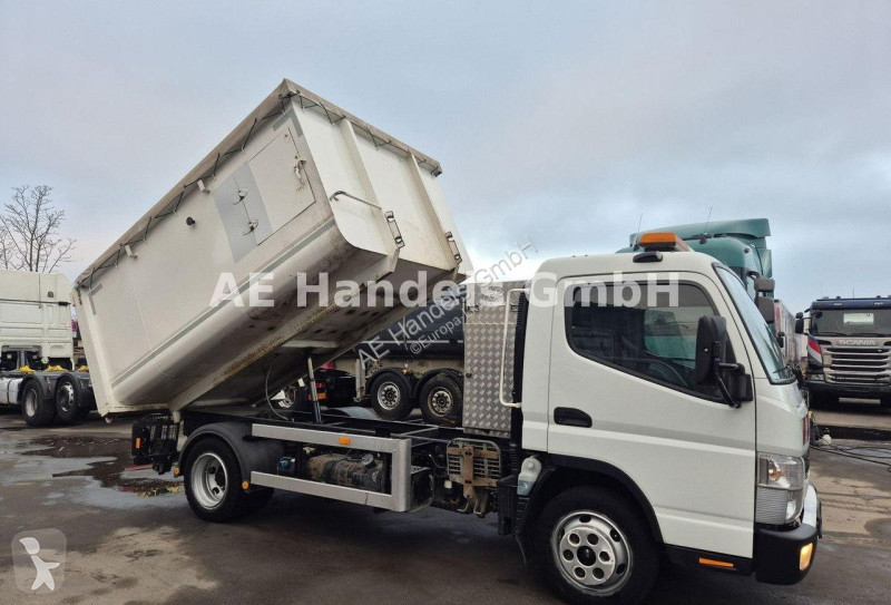 Vrachtwagen Fuso