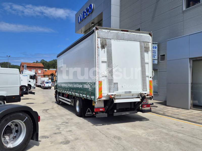 Camion Scania 320