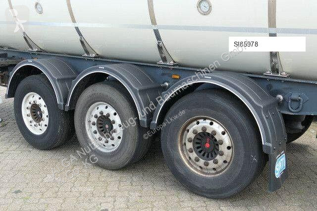 Kamion Menci SA 105/Lebensmittel Tank 32...