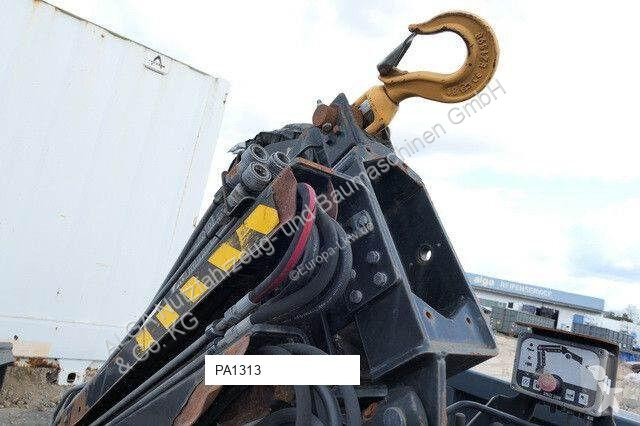 Kamion Hiab Pritschenaufbau mit Kran. Kran  166...