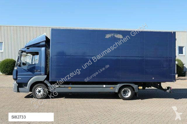 Kamion Mercedes 818 4x2, 6.200mm lang, Möbel,...